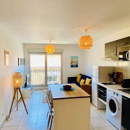 "Loulou" T1 moderne et lumineux, centre ville, wifi, parking et petite vue mer Sète Extérieur photo